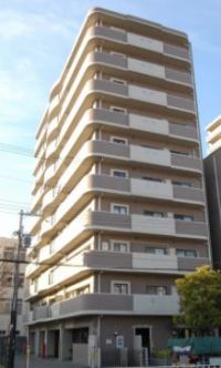 ユニライフ大阪ドーム前